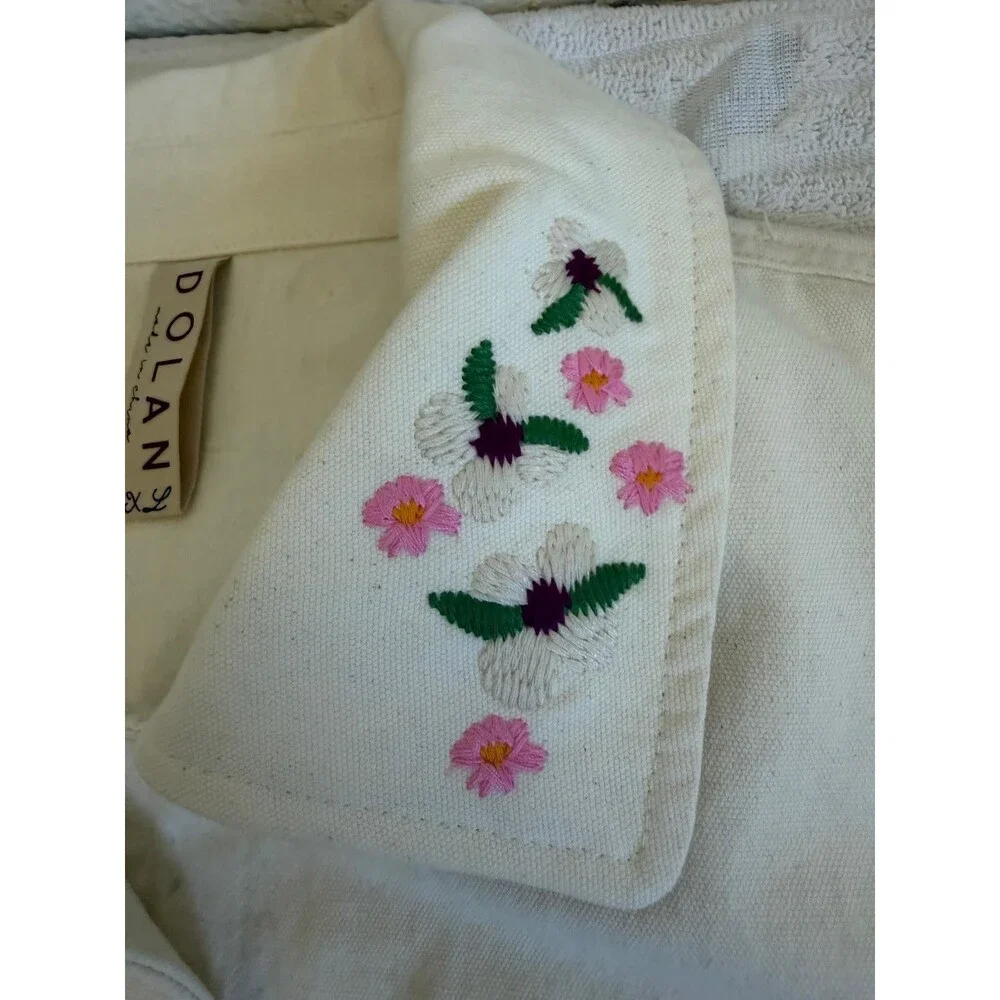 Dolan Jacket Women's XL Cream Embroidered Floral Denim Button Front Boho Rodeo